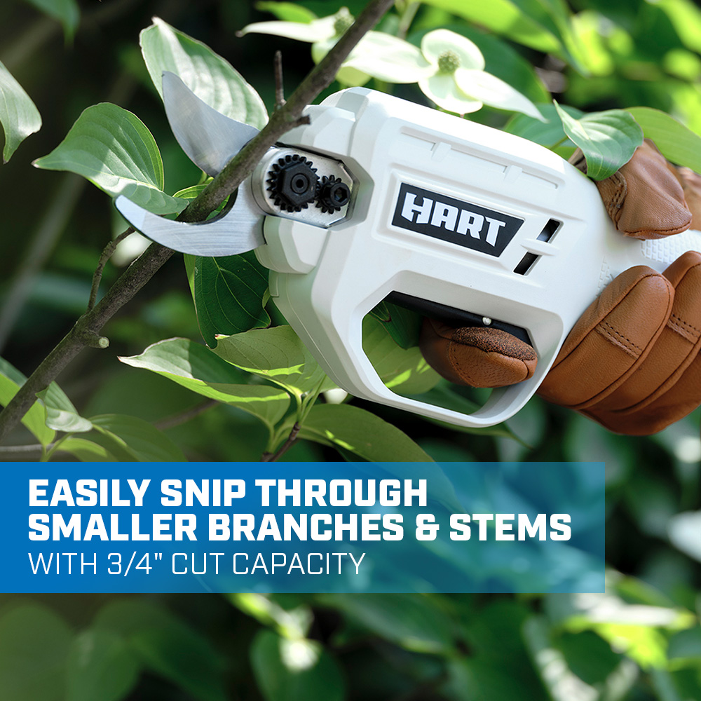 easily snip through smaller branches and stems with 3/4 cut capacity